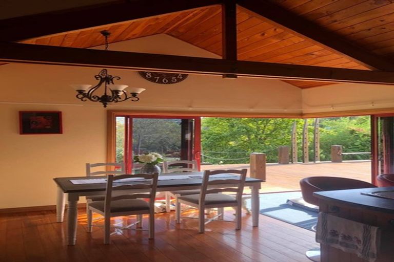 Photo of property in 19 Haile Lane, Pohara, Takaka, 7183