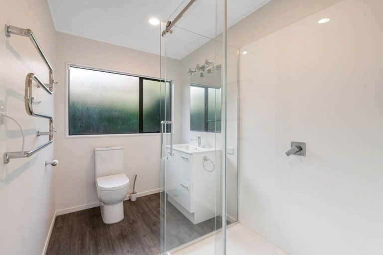 Photo of property in 14b Kestrel Heights, Arkles Bay, Whangaparaoa, 0932