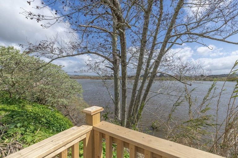 Photo of property in 252 Great South Road, Huntly, 3700