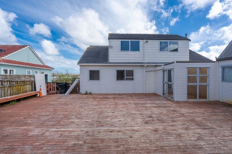 Photo of property in 25 Bremner Avenue, Mount Roskill, Auckland, 1041