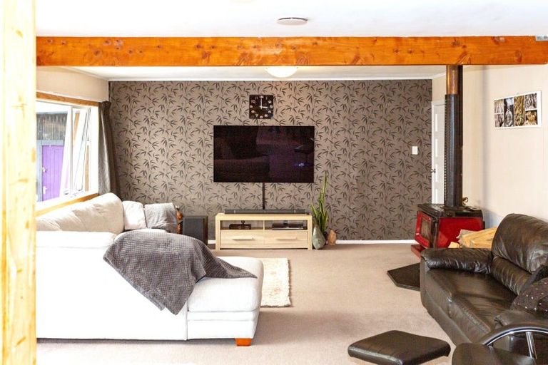 Photo of property in 9 Taplin Quay, Waitotara, Whanganui, 4588