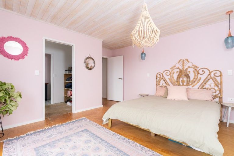 Photo of property in 19 Tunarau Street, Raglan, 3225