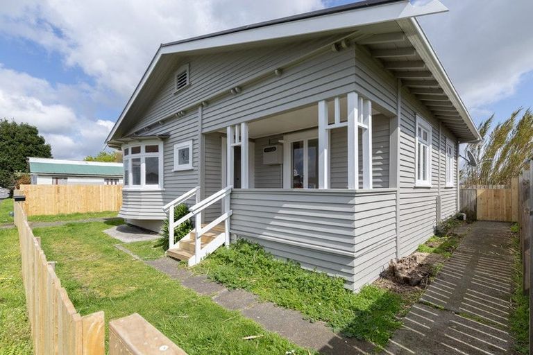 Photo of property in 252 Great South Road, Huntly, 3700