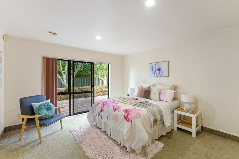 Photo of property in 10 Tararua Crescent, Otaki, 5512