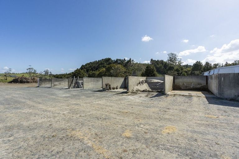 Photo of property in 35 Pataua Road South, Parua Bay, Onerahi, 0192