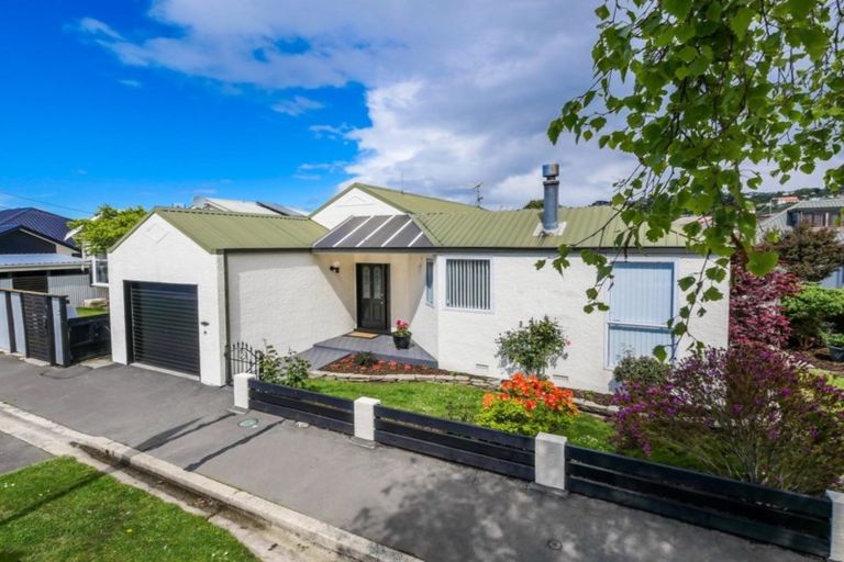 Photo of property in 2 Kings Avenue, South Dunedin, Dunedin, 9012