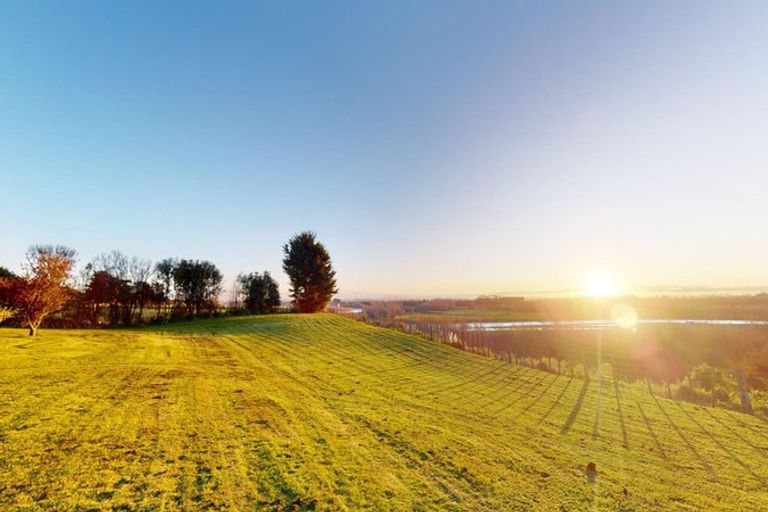 Photo of property in 354 Mingaroa Road, Halcombe, Feilding, 4779