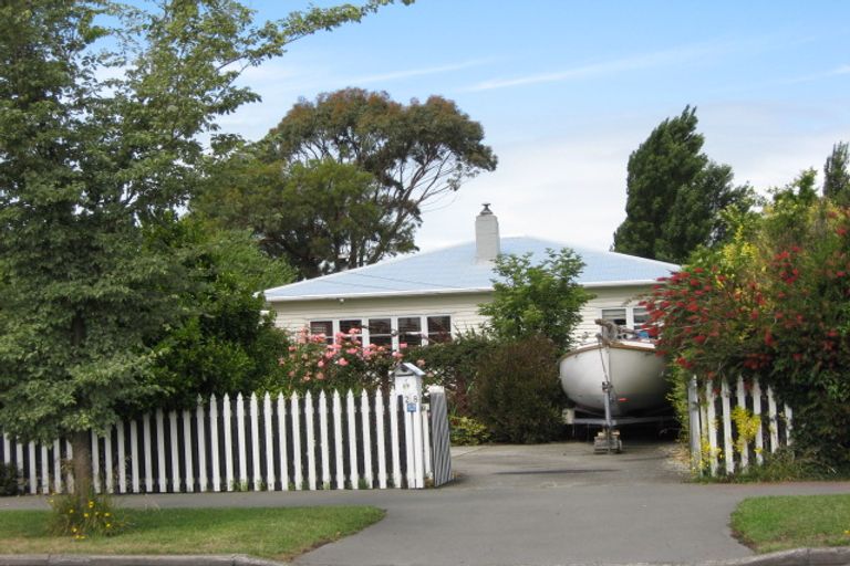 Photo of property in 28 Smith Street, Woolston, Christchurch, 8062