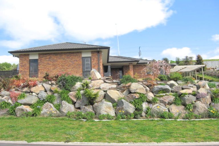 Photo of property in 39 Highgrove Place, Bethlehem, Tauranga, 3110