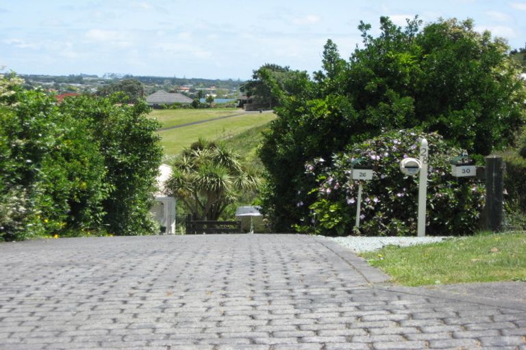 Photo of property in 7a Lawrie Avenue, Pukekohe, 2120