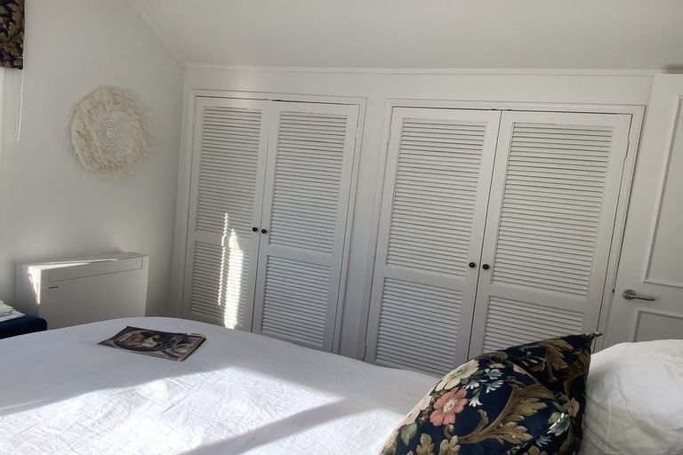 Photo of property in 1/2 Heathcote Road, Castor Bay, Auckland, 0620