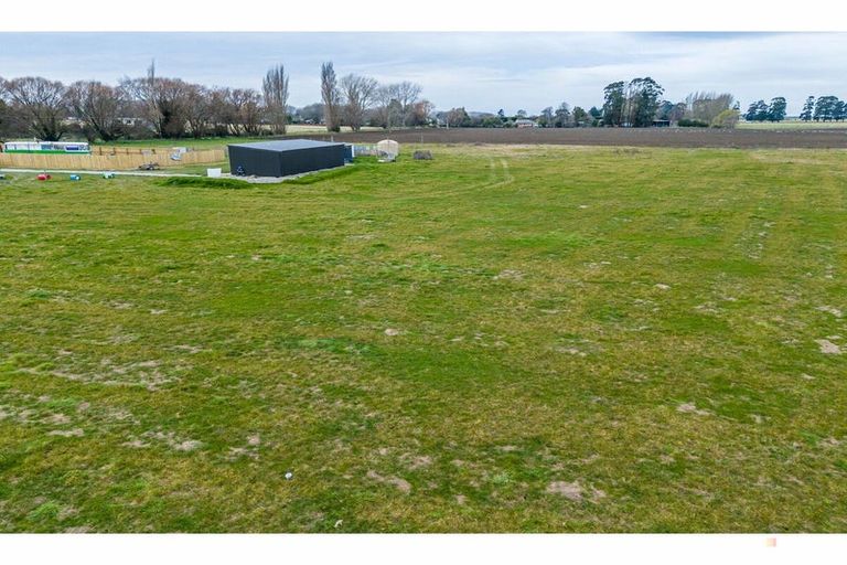 Photo of property in 8 Barrett Road, Spotswood, New Plymouth, 4310