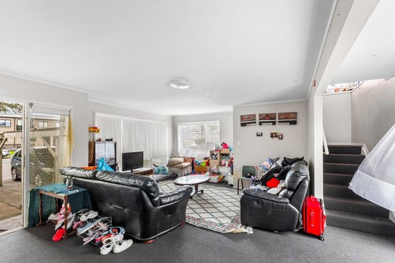 Photo of property in 5 Bittern Place, Henderson, Auckland, 0610