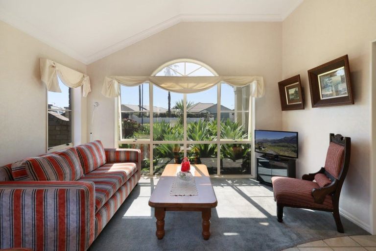 Photo of property in 22 Monterey Key, Papamoa Beach, Papamoa, 3118