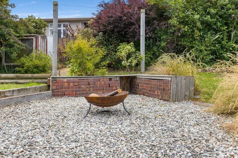 Photo of property in 4 Saint Leonards Drive, Saint Leonards, Dunedin, 9022