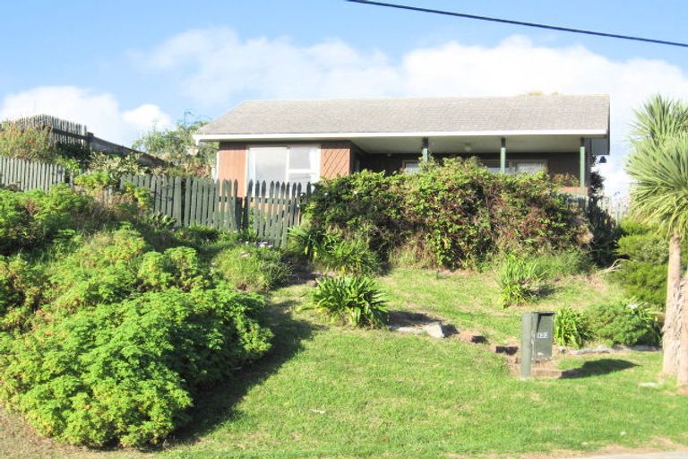 Photo of property in 122 Matai Road, Raumati South, Paraparaumu, 5032