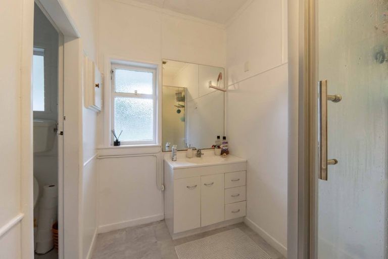 Photo of property in 48 Braid Road, St Andrews, Hamilton, 3200