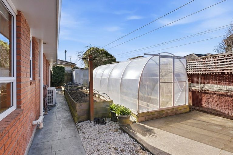 Photo of property in 83 Vivian Street, Burwood, Christchurch, 8083