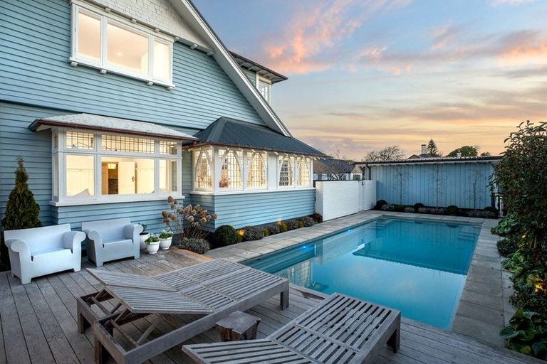 Photo of property in 18 Allister Avenue, Merivale, Christchurch, 8014