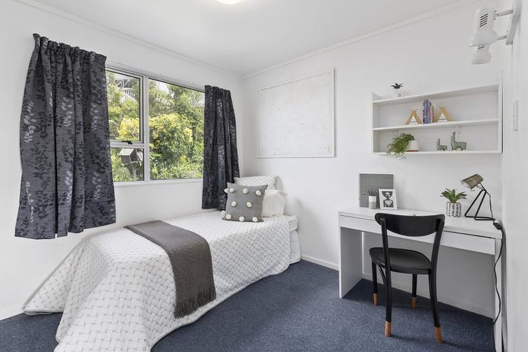 Photo of property in 3a Oldham Way, Crofton Downs, Wellington, 6035