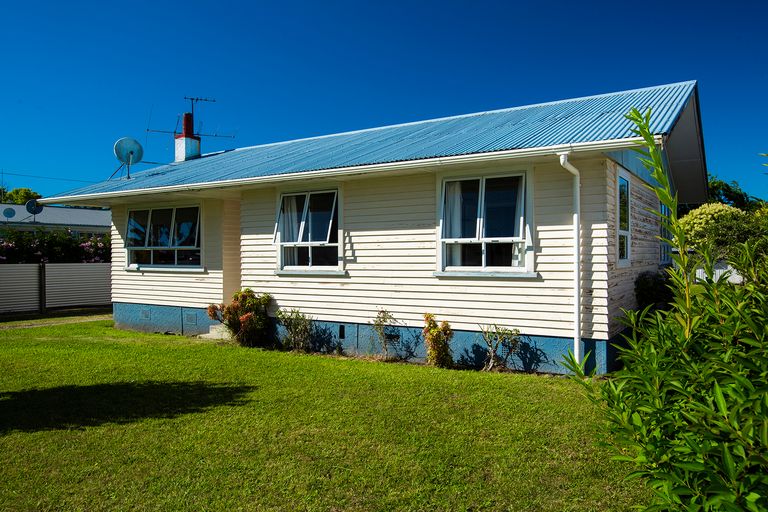 Photo of property in 24 Gordon Street, Mangapapa, Gisborne, 4010