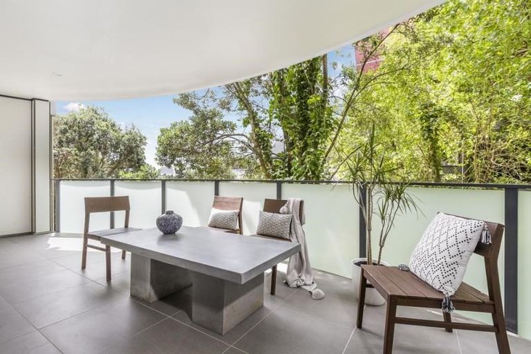 Photo of property in The Mews, 10/8 Basque Road, Eden Terrace, Auckland, 1021