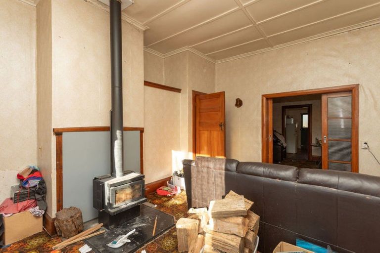 Photo of property in 14 Trafalgar Street, Dannevirke, 4930
