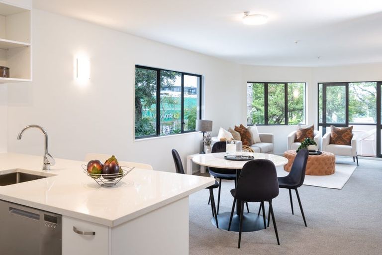 Photo of property in Norfolk Apartments, 7 Ramsgate Terrace, Mairangi Bay, Auckland, 0630