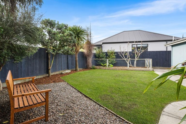 Photo of property in 71 Main Road, Redcliffs, Christchurch, 8081