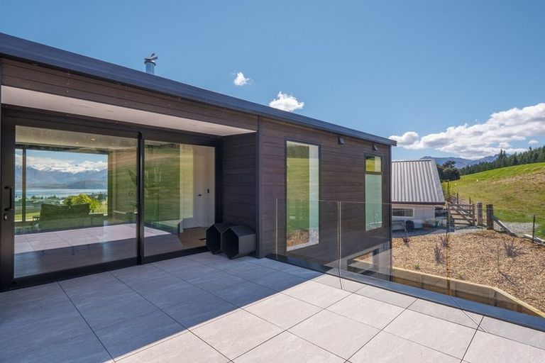 Photo of property in 58 Forest Heights, Wanaka, 9305