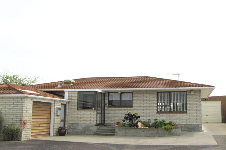 Photo of property in 24 Whitaker Street, Waitara, 4320
