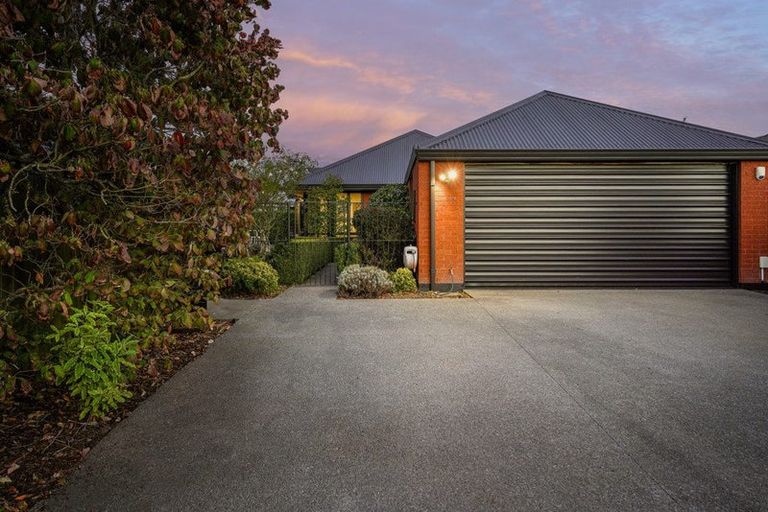 Photo of property in 104 Halswell Junction Road, Halswell, Christchurch, 8025