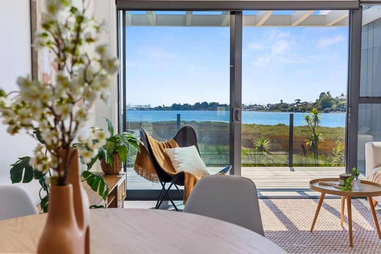 Photo of property in 9/29 Montgomery Road, Judea, Tauranga, 3110