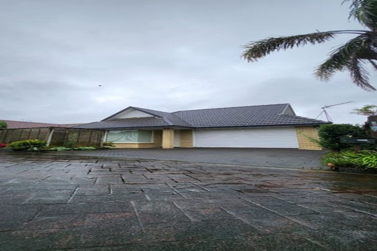 Photo of property in 2/12 Nakhle Place, Manurewa, Auckland, 2105