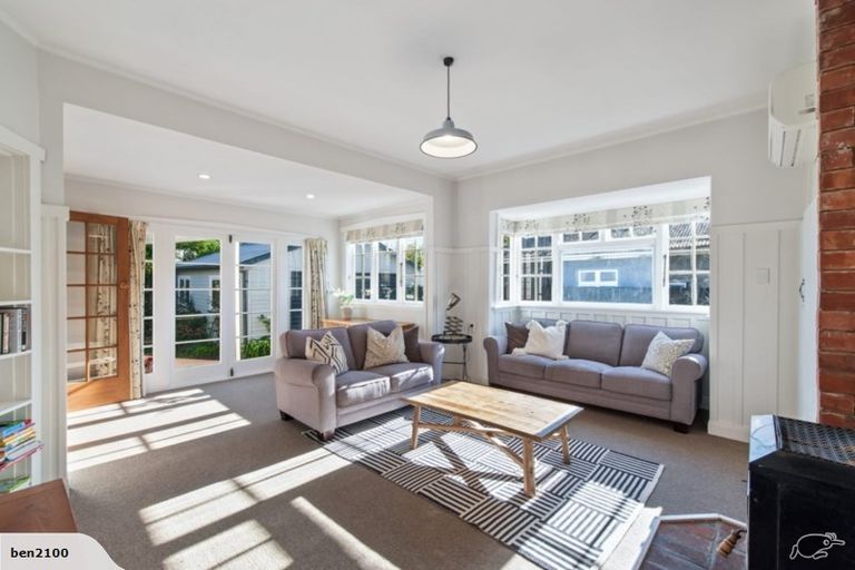 Photo of property in 163 Mays Road, St Albans, Christchurch, 8052