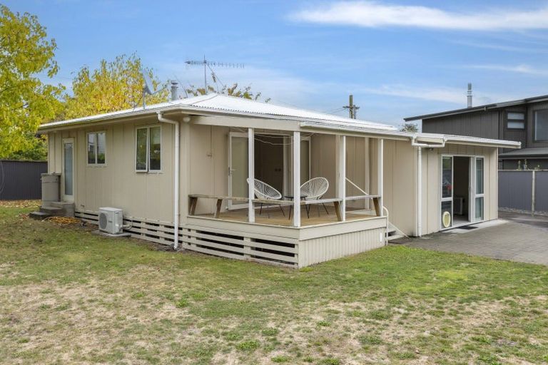 Photo of property in 9 Kowhai Road, Rainbow Point, Taupo, 3330