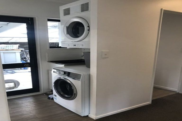 Photo of property in 1 Twickenham Court, Bethlehem, Tauranga, 3110