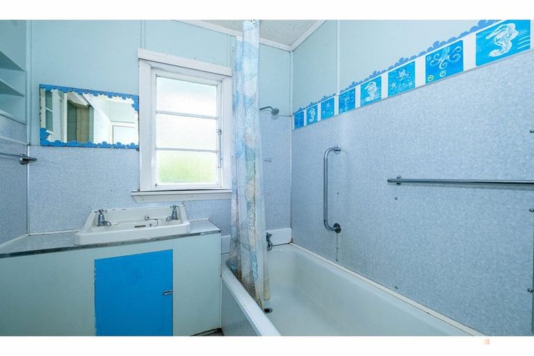 Photo of property in 5 Regent Street, Waimate, 7924