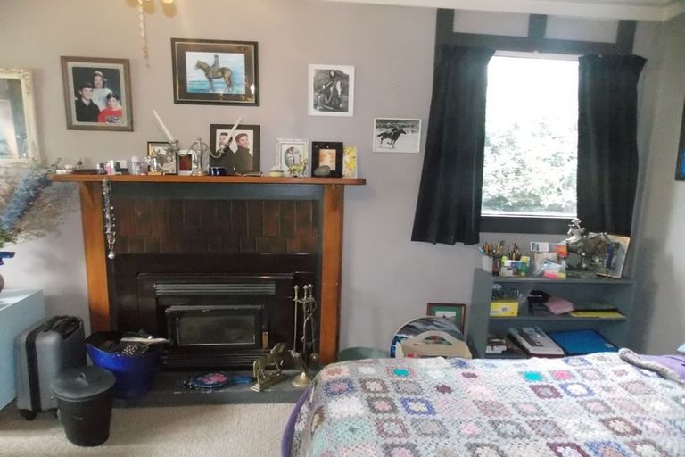 Photo of property in 13 Beach Street, Tangimoana, 4822