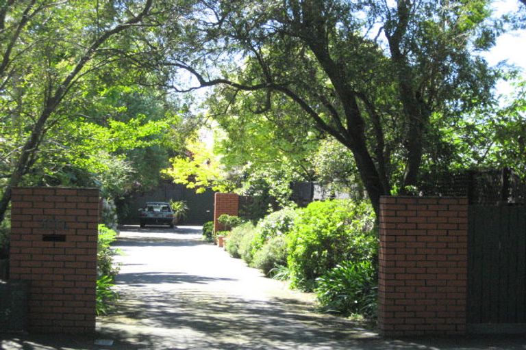 Photo of property in 300a Memorial Avenue, Burnside, Christchurch, 8053