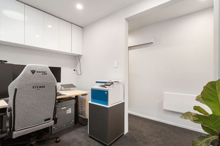 Photo of property in 2/42 Briarmont Street, Avondale, Christchurch, 8061