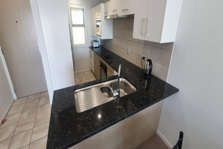 Photo of property in Bridgewater Apartments, 302/7 Te Rangi Cross Road, Paihia, 0200