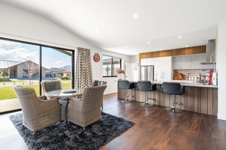 Photo of property in 1 Turnbull Crescent, Wanaka, 9305