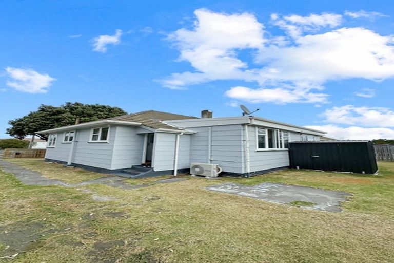 Photo of property in 16 Kauri Street, Gonville, Whanganui, 4501