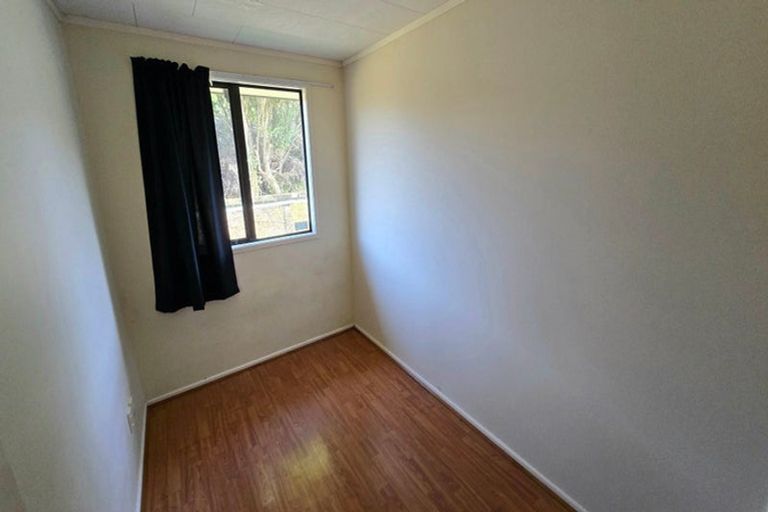 Photo of property in 27 Mary Huse Grove, Manor Park, Lower Hutt, 5019