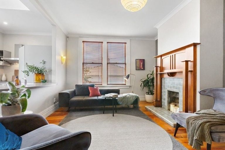 Photo of property in 38 Todman Street, Brooklyn, Wellington, 6021