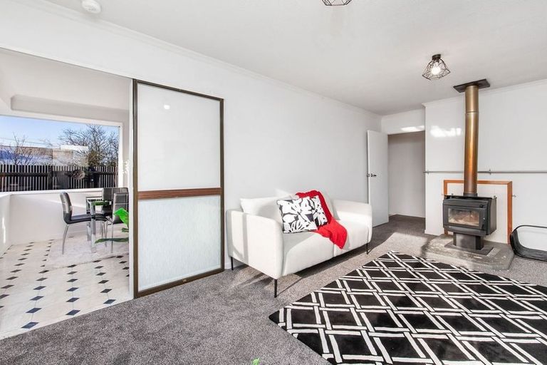 Photo of property in 12 Brixton Street, Islington, Christchurch, 8042