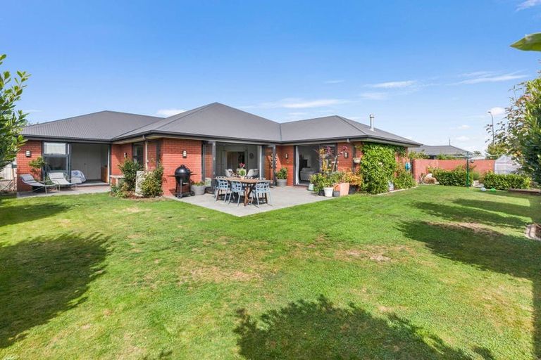 Photo of property in 11 Larne Place, Belfast, Christchurch, 8051