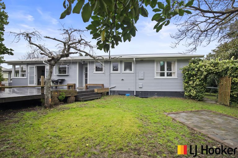 Photo of property in 3 Cargill Street, Papakura, 2110