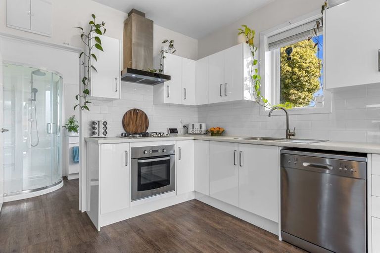 Photo of property in 36 Piko Crescent, Riccarton, Christchurch, 8041